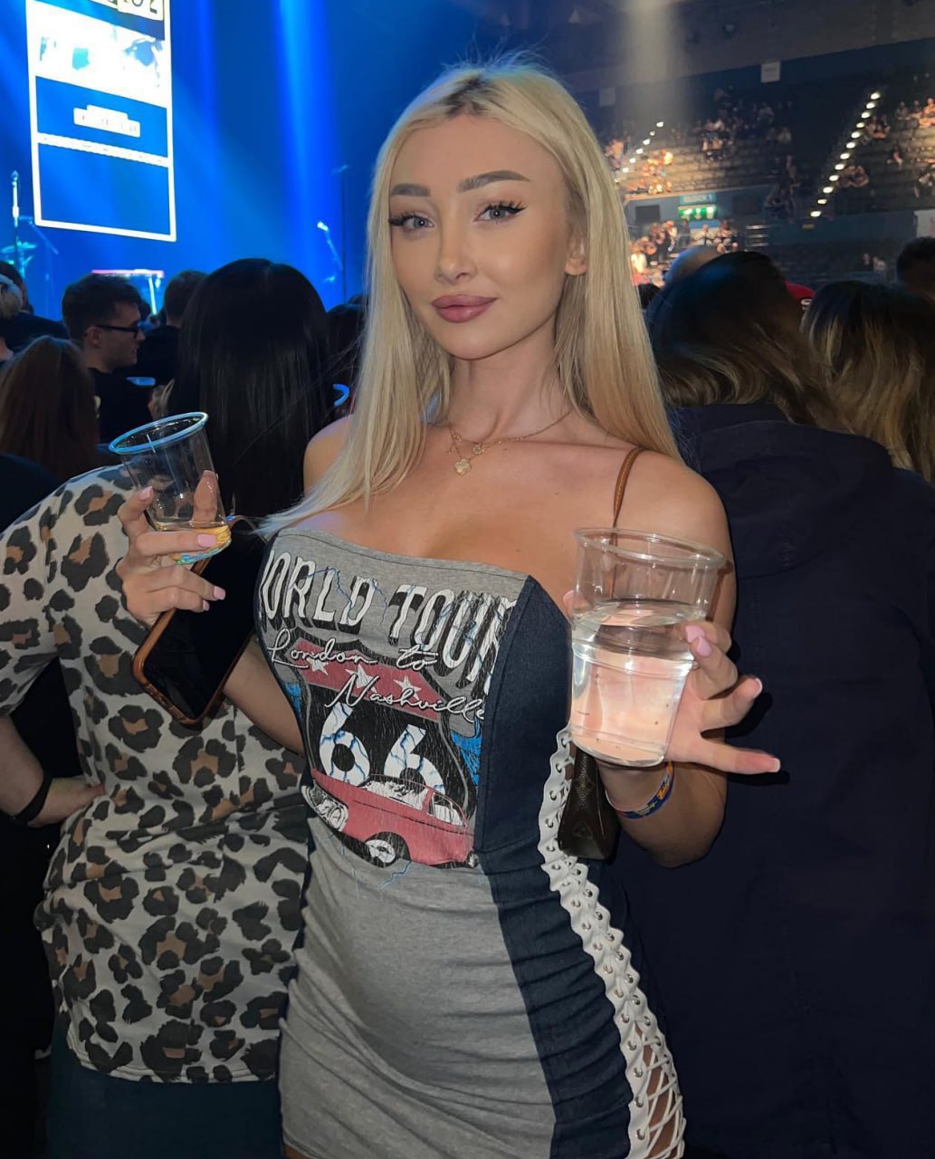 frances bentley / francesbentley