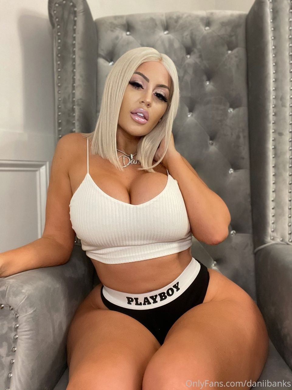 daniibanksvip (1/3)